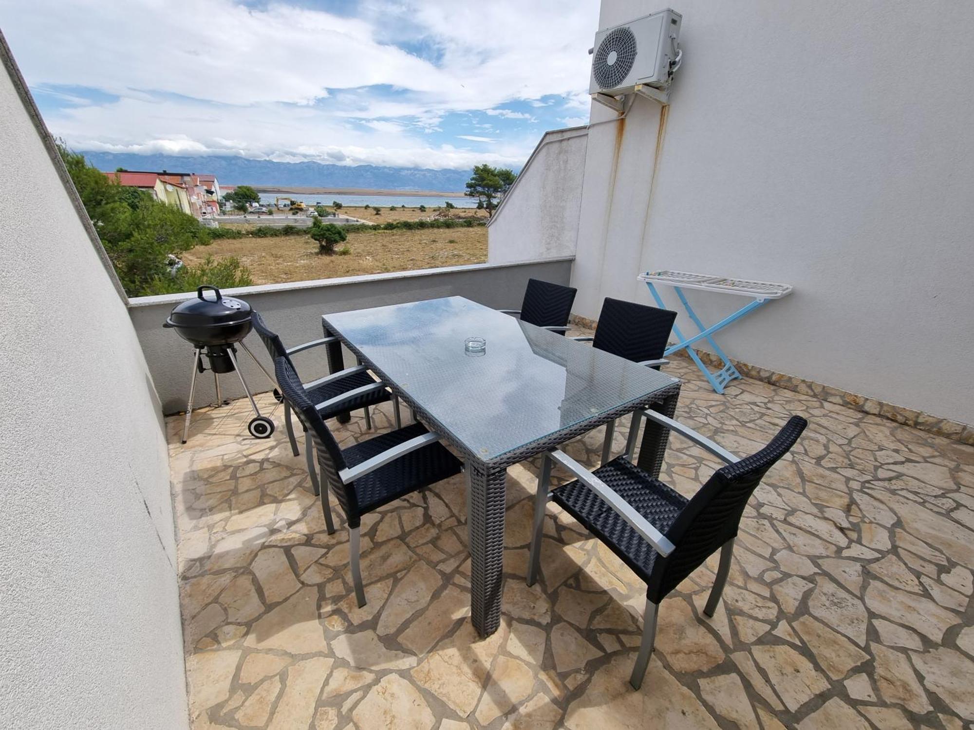 Apartment Maja *