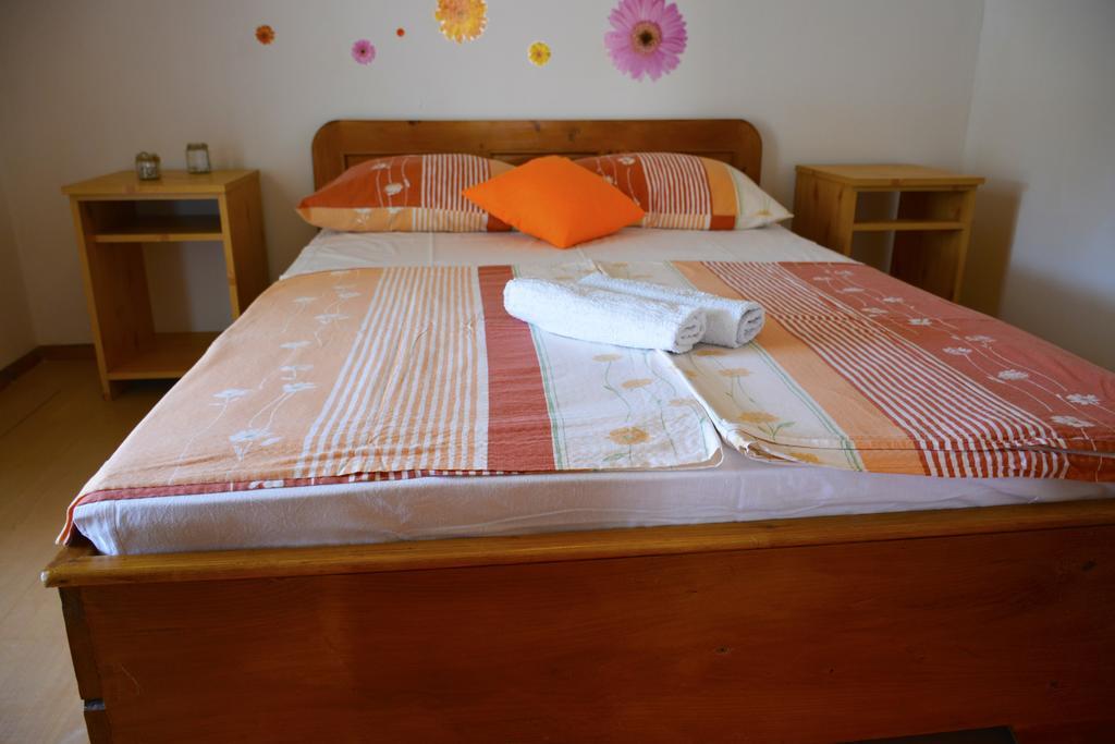 Apartment Maja *